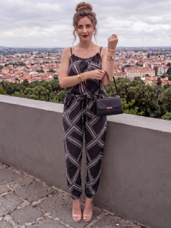 Imagen de Conjunto Casual Estampado para Mujer | Blusa de Tirantes Ajustables y Pantalón Ligero