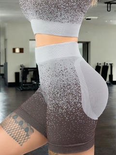 Imagen de Conjunto de Mujer Deportivo/Casual 2 PIEZAS Short y Blusa Stretch, Comodidad y Estilo