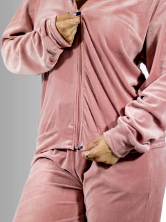 Conjunto Aterciopelado de Pants y Sudadera con Capucha