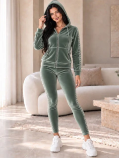 Conjunto Mujer 2 Piezas Terciopelo con Pedrería Brillante, Sudadera con Capucha + Pantalón Legging - MALABIS