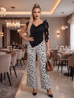 Conjunto de Mujer 2 Piezas | Pantalón Pierna Ancha y Blusa Asimétrica con Olanes | Set Elegante Casual con Caída Fluida - comprar en línea