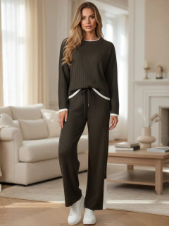 Outfit Mujer 2 piezas Suéter y Pantalón Bicolor Tejido Grueso