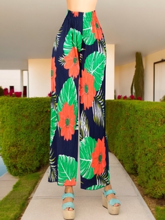 Pantalones de pierna ancha stretch con estampado y diseño plisado