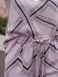 Conjunto Casual Estampado para Mujer | Blusa de Tirantes Ajustables y Pantalón Ligero - comprar en línea