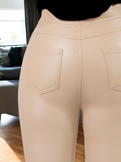 LEGGINGS VINIPIEL MUJER TÉRMICO LEGGINS ELEGANTES MALLAS STRETCH MALLONES FORMALES
