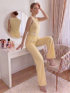 Imagen de Conjunto de Mujer 2 Piezas | Chaleco sin Mangas con Botones y Pantalón Recto de Pierna Amplia | Set Casual Elegante para Oficina y Eventos