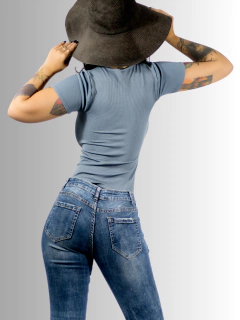 Imagen de SET DE 2 BLUSAS PLAYERA DE MUJER CANALÉ STRETCH