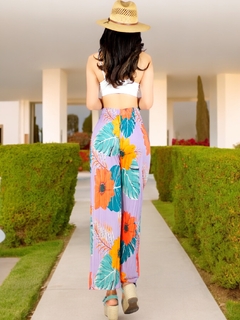 Pantalones de pierna ancha stretch con estampado y diseño plisado en internet