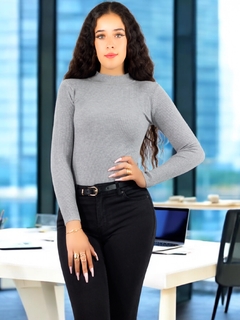 Suéter Casual de Mujer Cuello Alto – Elegancia Atemporal en internet