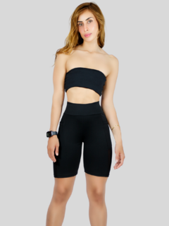 SHORT DEPORTIVO DE MUJER STRETCH CON BOLSAS LATERALES - comprar en línea