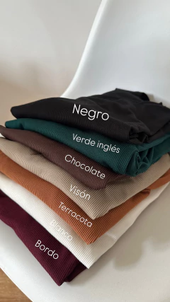 Remera Princesa Frunce en internet