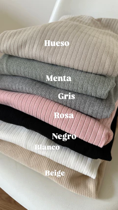 Polera Darlon básica en internet