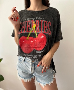 Remera Nevada Cherries