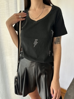 Remera Rayitos - comprar online