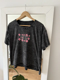 Remera Nevada Butterfly en internet