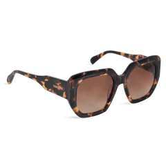 MARIA CHER 15012 C2 en internet