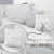 Enxoval de Berço Completo confeccionado em percal 200 fios com tecido 100% algodão. Peças com fechamento em zíper e refil de enchimento. Acompanha Almofadas Decorativa Personalizada, Lençol, Fronha, Edredom e Laterais para berço.
