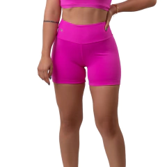Bermuda forrada rosa forte zero transparencia