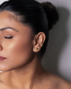 Brinco de Borboletinha 5mm na internet