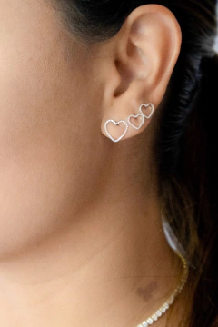 Brinco Coração Vazado Diamantado - loja online