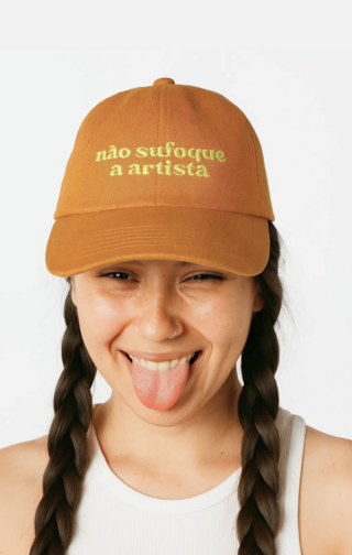 Boné Não Sufoque a Artista - comprar online