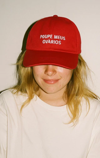 Boné Poupe meus ovários - COLLAB Lari Agostini - comprar online