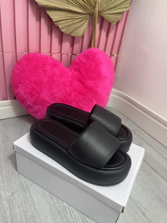 Modelo cod04(Preto) na internet