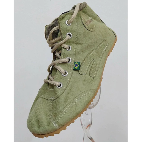 Bota camurcinha verde clara - Taygra