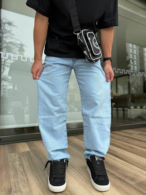 JEANS BAGGY LISO CLARO