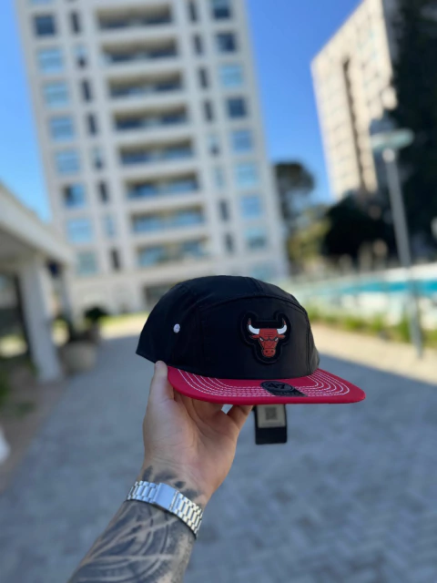 GORRA ABIERTA BULLS PREMIUM