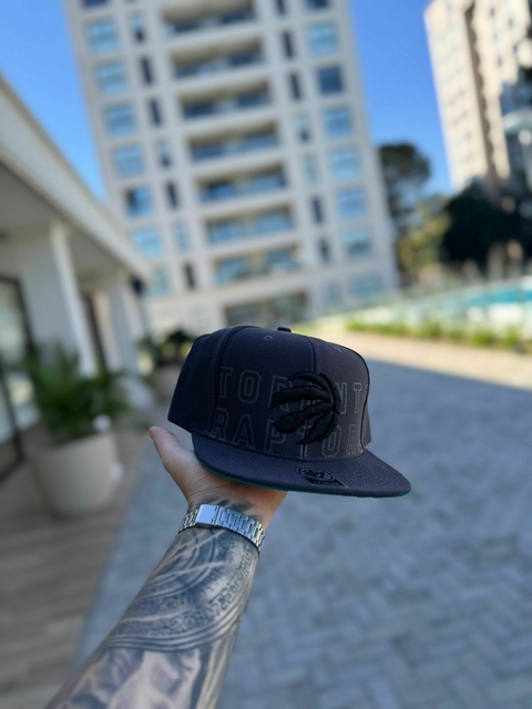 GORRA CERRADA TORONTO PREMIUM