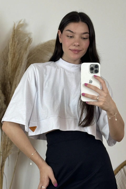 CROPPED GOLA ALTA COM BARRADO