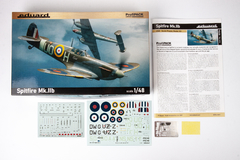 Spitfire Mk. IIb 1/48 - Edição Profipack Eduard 82154 - comprar online