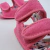 Sandalia para bebé color rosa. Sandalia pink de toalla para el verano.