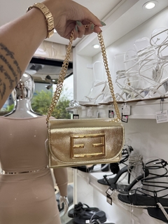 Bolsa Mia na internet