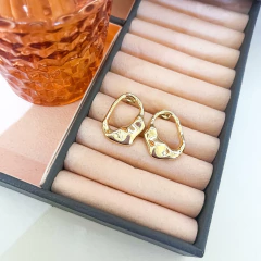 Brinco Organico 25mm Banhado a Ouro