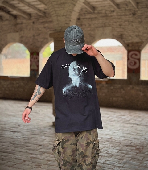 REMERA GASLIGHTING