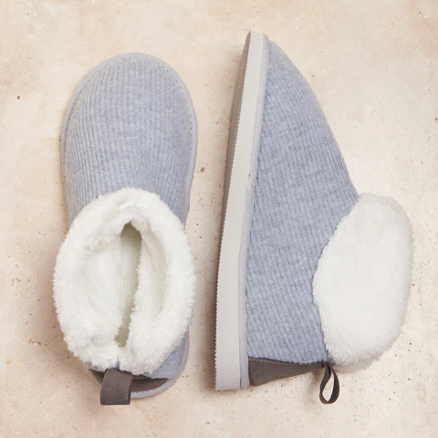 Pantuflas Jaia Art 4038 "PAULA" botas de Corderito. - comprar online