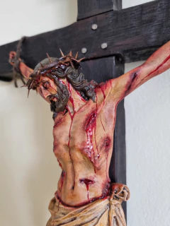 Crucifixo Realista (com base movel)