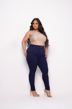 Calca Plus Feminino Escura Cintura Alta com Lycra, Divine Jeans na internet