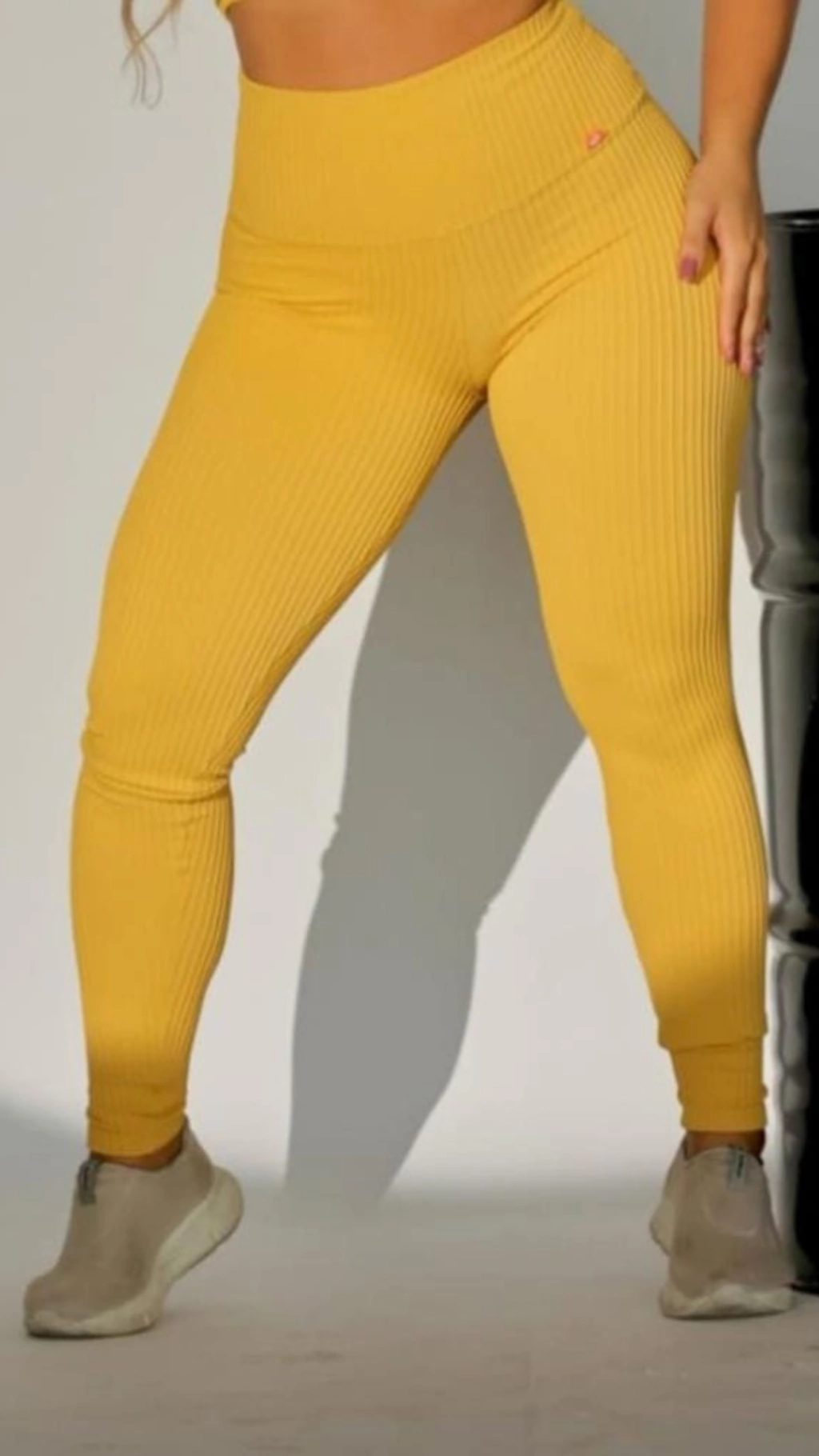 Calça Canelada Lisa