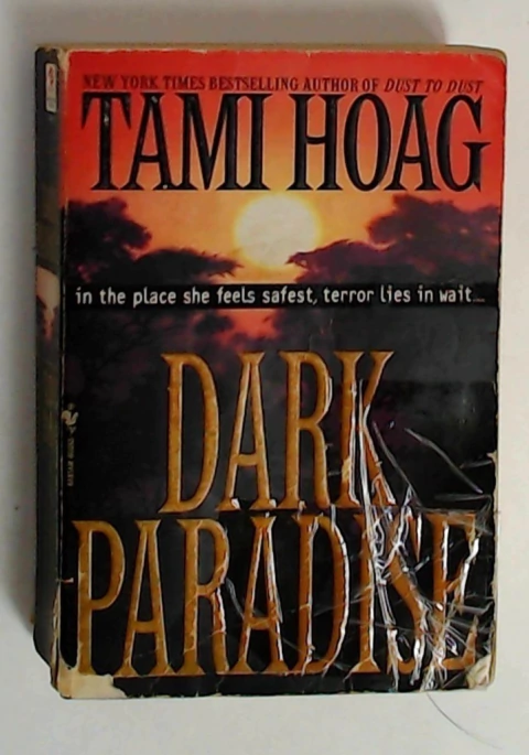 Dark paradise (ingles)