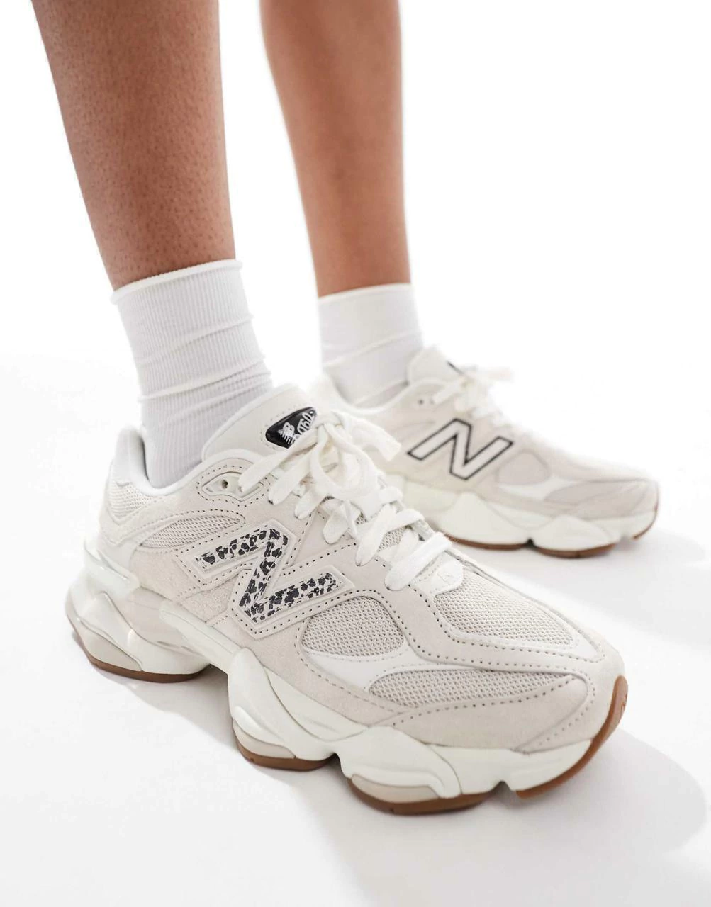 (EXCLUSIVE) Limited Edition- New Balance 9060 'Leopard'