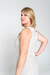 Vestido Linho Cru Bruna: Fenda Lateral e Bolsos Frontais - comprar online
