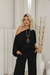 Conjunto Jade Blusa Um Ombro Caído e Calça Reta - loja online