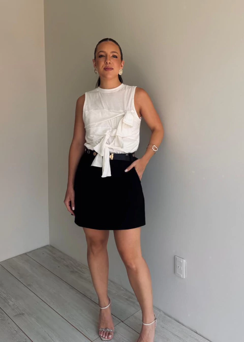 256240M SHORT SAIA VIVIAN