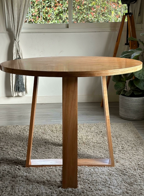 Mesa de Comedor Cintia - comprar online