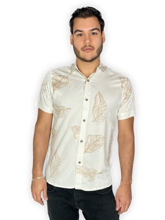 Camisa de Viscose Estampa exclusiva desenho de folhas - Manga curta - Trajano's