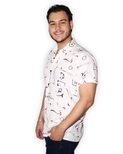 Camisa Manga Curta em Viscose com Estampa Exclusiva Formas na internet