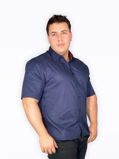 Imagem do Camisa Plus Size Manga Curta Básica em Linho Tamanho Grande